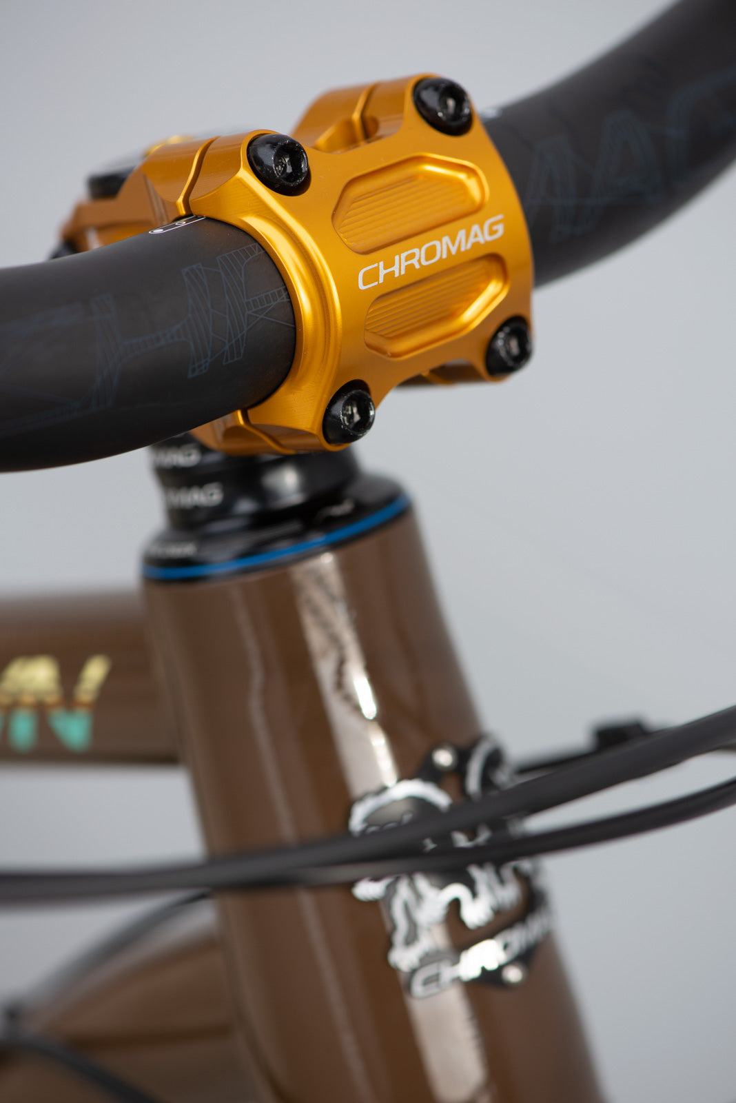 Transmisión Lowdown - M/L - Negro/Rojo